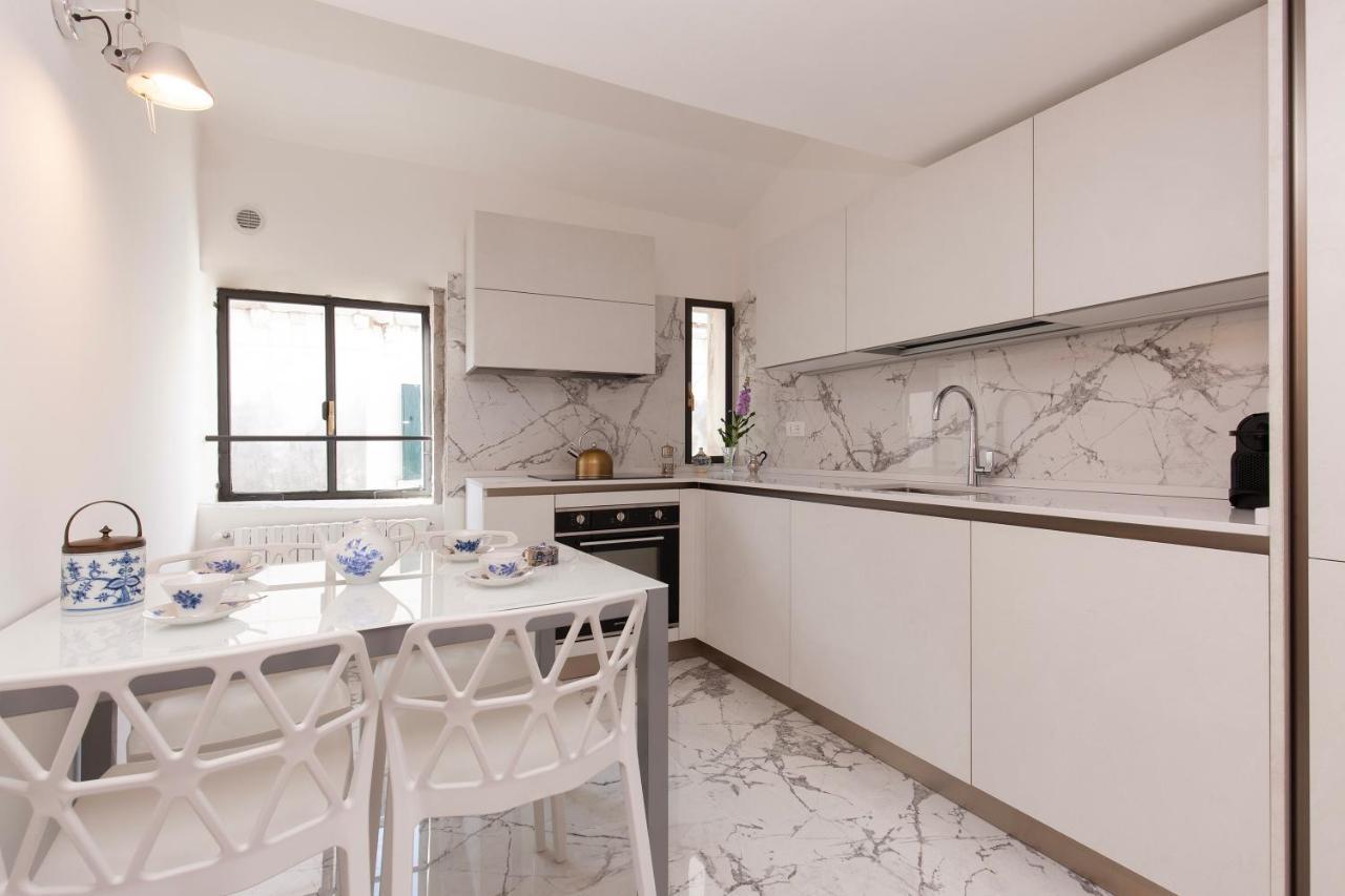 Altana Rialto Apartment Venesia Bagian luar foto