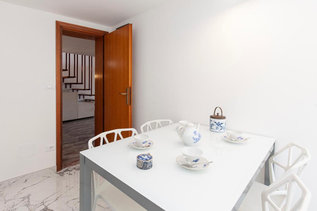 Altana Rialto Apartment Venesia Bagian luar foto