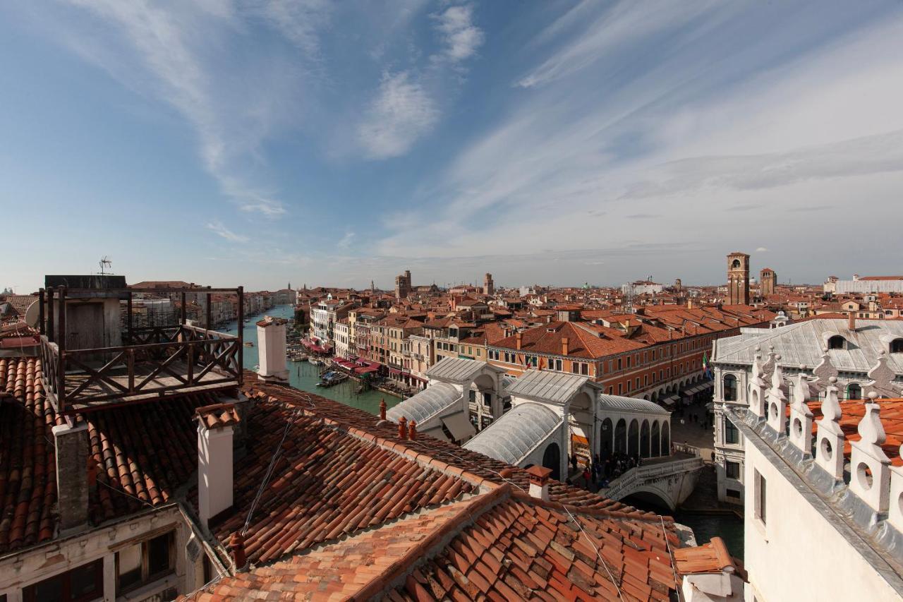 Altana Rialto Apartment Venesia Bagian luar foto