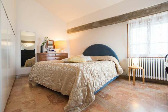 Altana Rialto Apartment Venesia Bagian luar foto