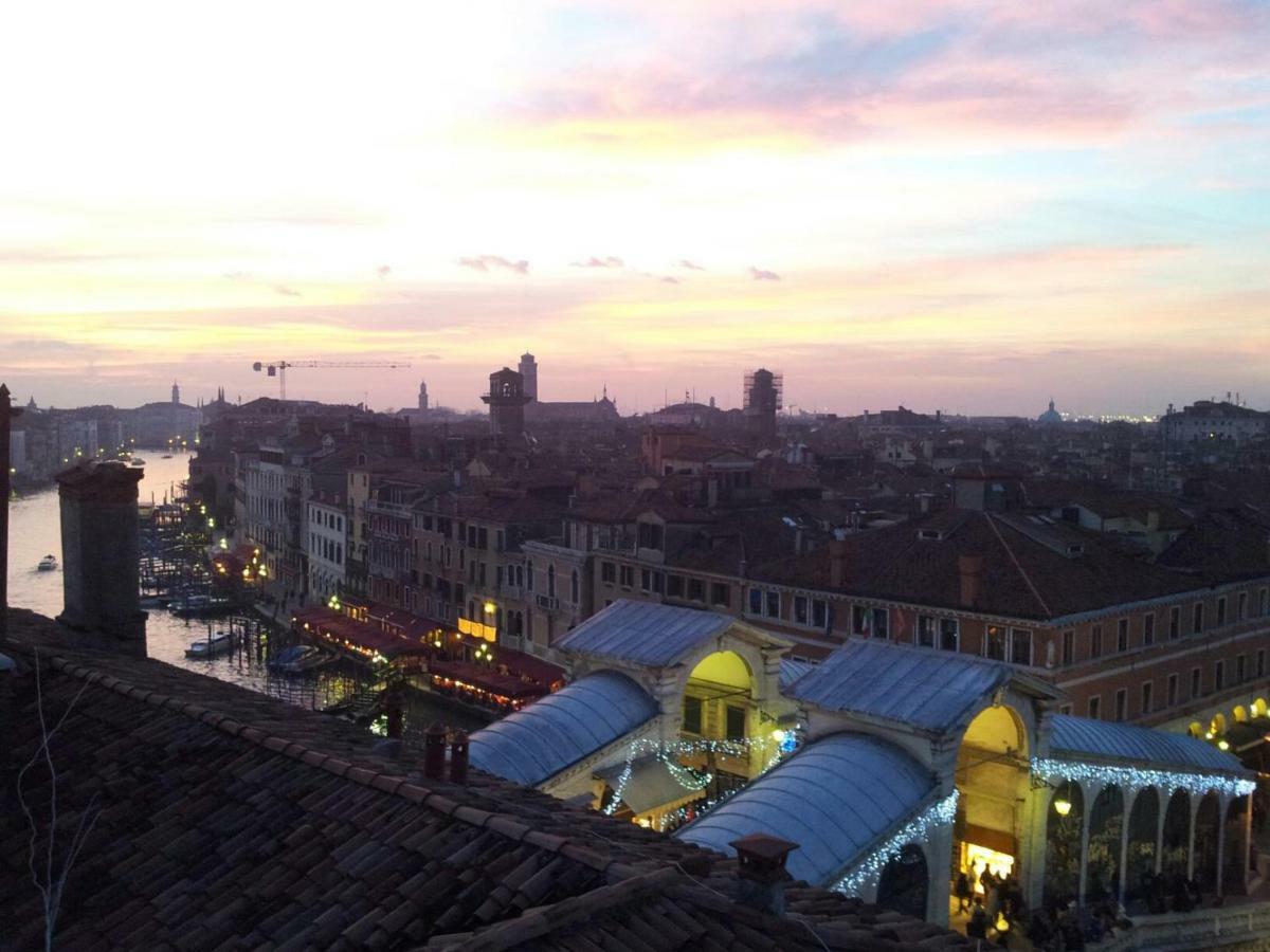 Altana Rialto Apartment Venesia Bagian luar foto