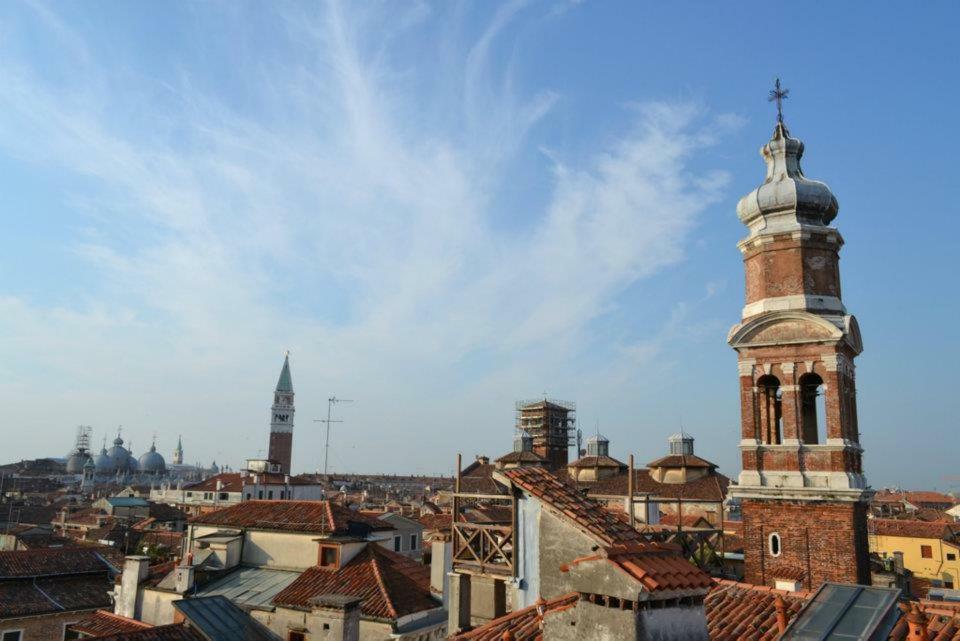 Altana Rialto Apartment Venesia Bagian luar foto