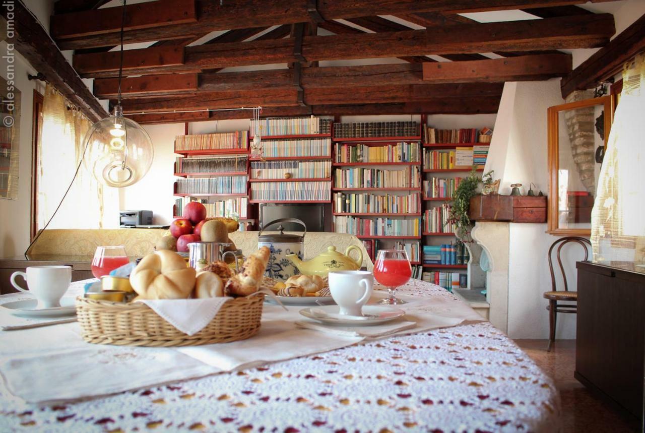 Altana Rialto Apartment Venesia Bagian luar foto