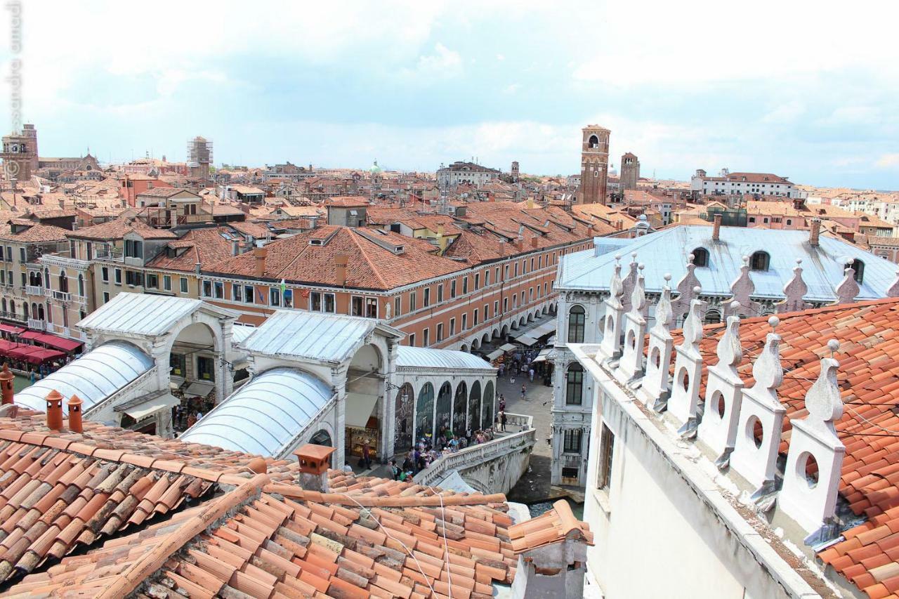 Altana Rialto Apartment Venesia Bagian luar foto